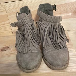 Women’s fringe booties